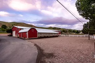 3070 W Old Hwy Rd, Mountain Green, UT 84050 - Photo 58