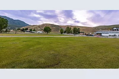 3070 W Old Hwy Rd, Mountain Green, UT 84050 - Photo 46