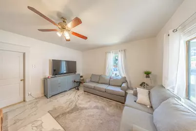4911 S Center St, Murray, UT 84107 - Photo 6