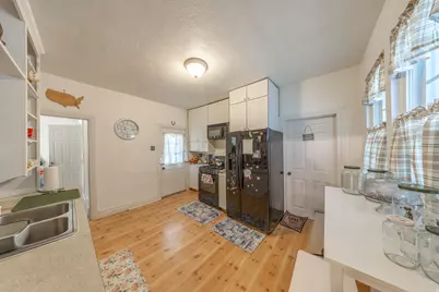 4911 S Center St, Murray, UT 84107 - Photo 12