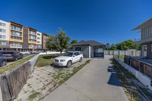 4911 S Center St, Murray, UT 84107 - Photo 24
