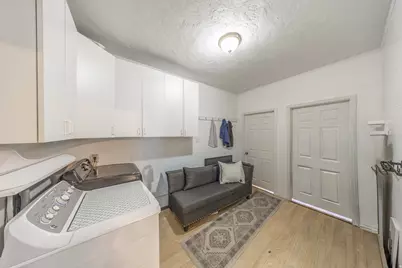 4911 S Center St, Murray, UT 84107 - Photo 8