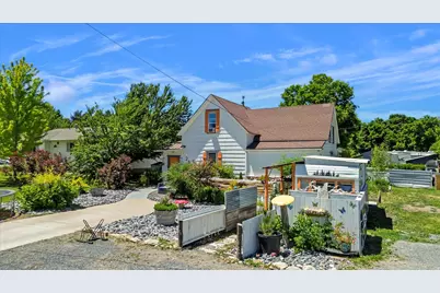 282 S 200 W, Hyrum, UT 84319 - Photo 20