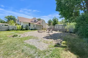 282 S 200 W, Hyrum, UT 84319 - Photo 22