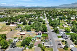 282 S 200 W, Hyrum, UT 84319 - Photo 38