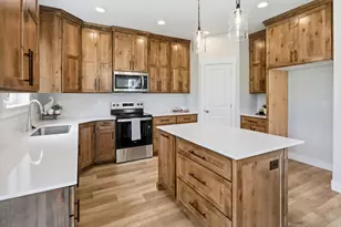 167 E 400 S, Smithfield, UT 84335 - Photo 18