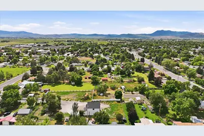 167 E 400 S #2, Smithfield, UT 84335 - Photo 44