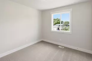 167 E 400 S, Smithfield, UT 84335 - Photo 32