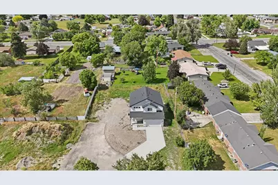 167 E 400 S #2, Smithfield, UT 84335 - Photo 44