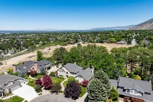 3329 E Tall Pine Ln S, Cottonwood Heights, UT 84121 - Photo 62