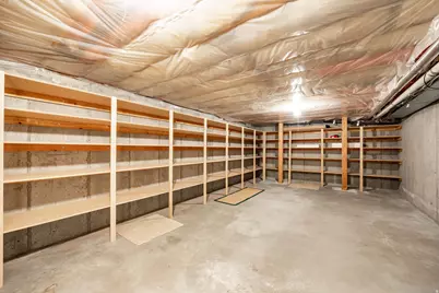 3329 E Tall Pine Ln S, Cottonwood Heights, UT 84121 - Photo 46
