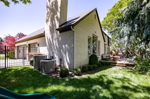 3329 E Tall Pine Ln S, Cottonwood Heights, UT 84121 - Photo 54