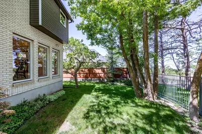 3329 E Tall Pine Ln S, Cottonwood Heights, UT 84121 - Photo 48