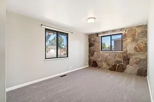 2839 S 2910 W, West Valley, UT 84119 - Photo 14