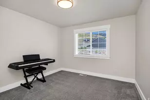 615 N 750 E, Hyde Park, UT 84318 - Photo 36