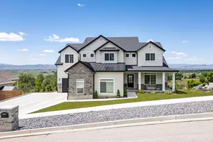 615 N 750 E, Hyde Park, UT 84318 - Photo 2