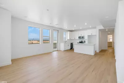 5263 W Reventon Rd S #404, South Jordan, UT 84009 - Photo 2