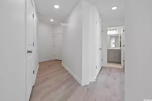 5263 W Reventon Rd S, South Jordan, UT 84009 - Photo 10