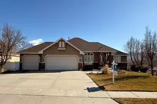 12091 S Lampton View Dr W, Riverton, UT 84065 - Photo 2