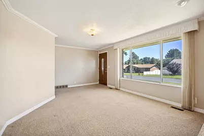 5606 S Lolene Way, Taylorsville, UT 84129 - Photo 4