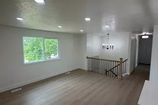 2236 S 300 W, Clearfield, UT 84015 - Photo 4