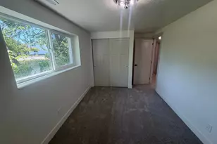 2236 S 300 W, Clearfield, UT 84015 - Photo 22