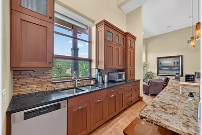 492 N Marathon Cir, Salt Lake City, UT 84108 - Photo 20