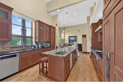 492 N Marathon Cir, Salt Lake City, UT 84108 - Photo 18