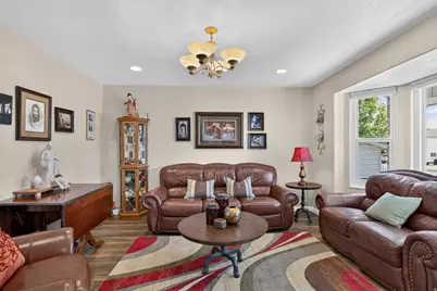1228 N 2725 W, Layton, UT 84041 - Photo 6