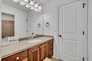 4872 W Wexford Way, South Jordan, UT 84009 - Photo 28