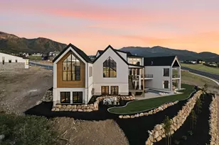 923 N Emery Ln, Elk Ridge, UT 84651 - Photo 96