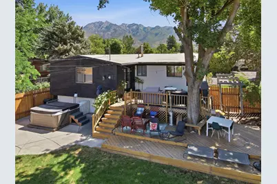 6744 S 1560 E, Cottonwood Heights, UT 84121 - Photo 8