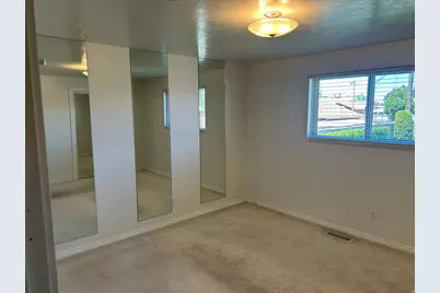1932 W 4975 S, Roy, UT 84067 - Photo 20