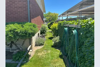 1932 W 4975 S, Roy, UT 84067 - Photo 28
