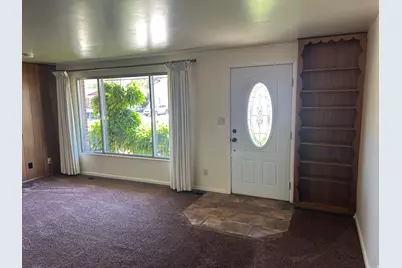 1932 W 4975 S, Roy, UT 84067 - Photo 10
