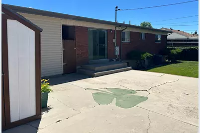 1932 W 4975 S, Roy, UT 84067 - Photo 34