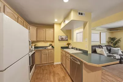 215 S 1050 W #5, Provo, UT 84601 - Photo 12