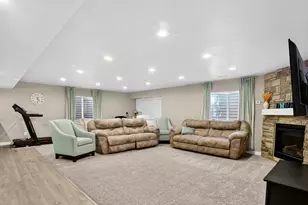 2335 W Field Stone Way S, Layton, UT 84041 - Photo 18