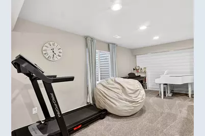 2335 W Field Stone Way S, Layton, UT 84041 - Photo 16