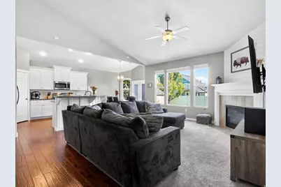 2335 W Field Stone Way S, Layton, UT 84041 - Photo 8