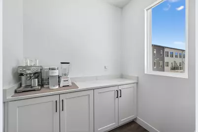11048 S Lake Run Rd, South Jordan, UT 84009 - Photo 16