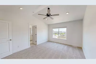 1382 N Meadow Ln #638, Spanish Fork, UT 84660 - Photo 4