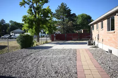 4656 S 2200 W, Taylorsville, UT 84129 - Photo 4