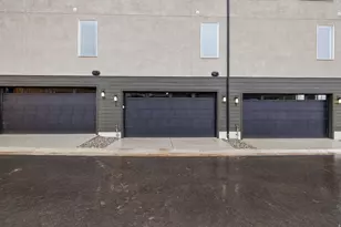 4082 S Sandridge Dr, Roy, UT 84067 - Photo 16