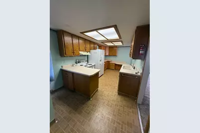 93 E 200 N, Wellington, UT 84542 - Photo 10