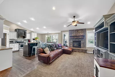 3396 W 2350 N, Plain City, UT 84404 - Photo 4