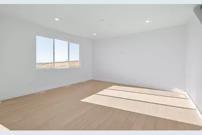 6086 W Sapphire St #331, West Jordan, UT 84081 - Photo 10