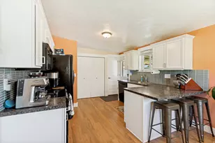 5981 S Starlite Dr W, Murray, UT 84107 - Photo 8