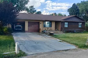 977 E 2000 N, Vernal, UT 84078 - Photo 1