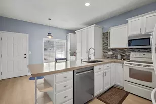 5196 W Dove Creek Ln, West Jordan, UT 84081 - Photo 6
